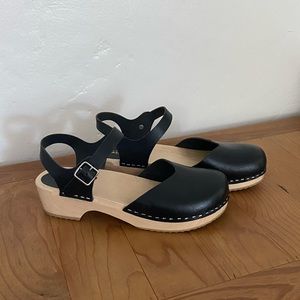 Swedish Hasbeens Platform Clogs Black Women’s Size 40